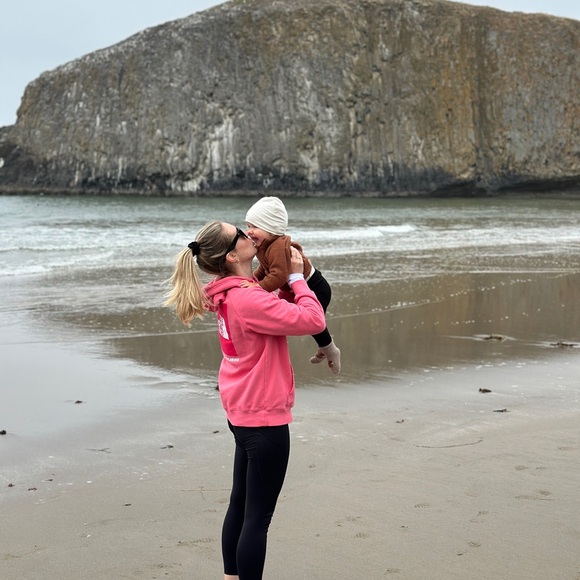 Meet your Posher, Anna - Picture 5 of 5